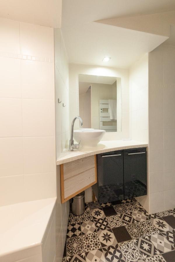 La Parenthese Appartement Familial - Centre-Ville - Calme - Wifi - T2 Vannes Eksteriør bilde
